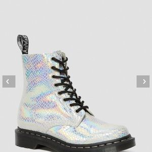 1460 Pascal Snake Metallic Suede Boots - Dr. Martens